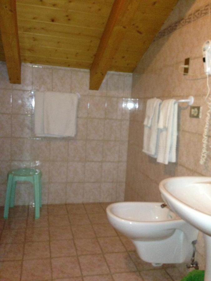 Hotel Vael ヴィーゴ・ディ・ファッサ 部屋 写真
